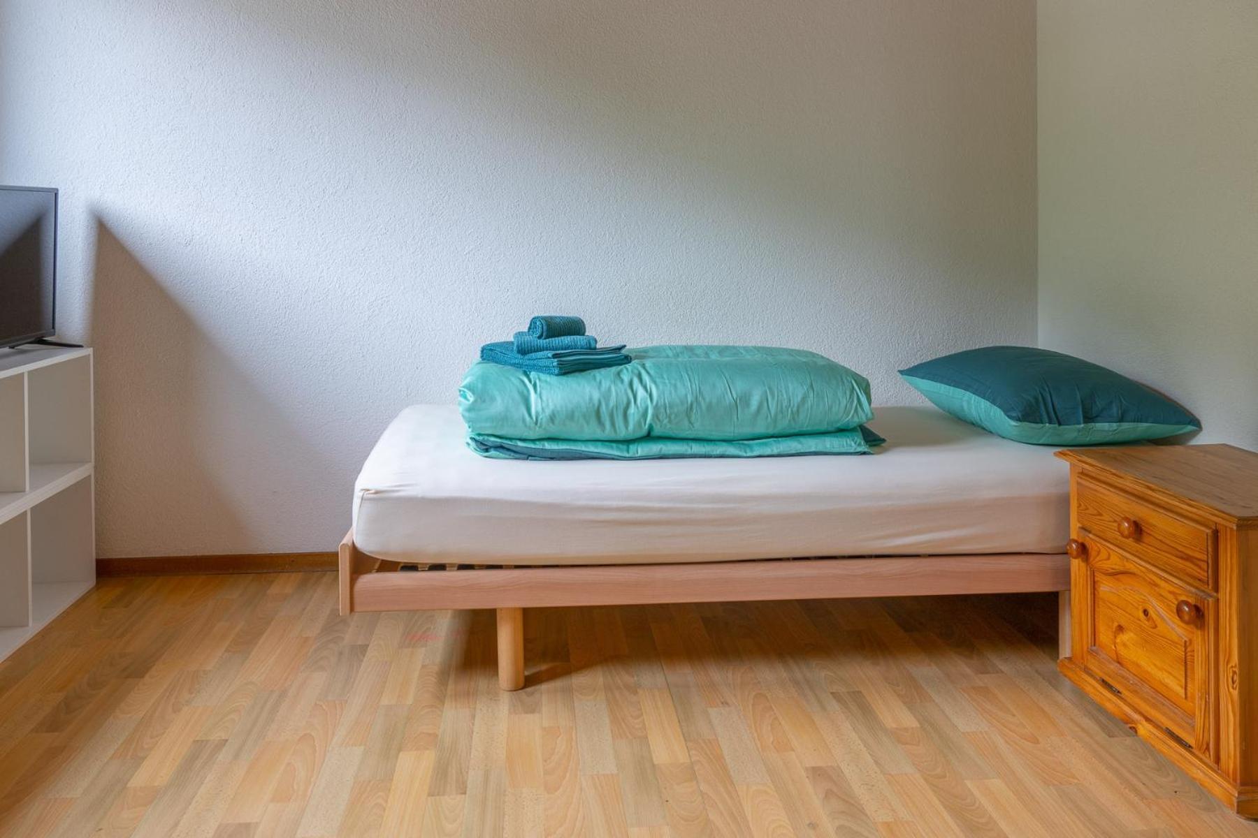 Chrona Bed & Breakfast Jenaz Room photo